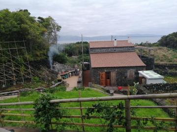 Prainha, Açores, Portugal - Jardim, Piscina