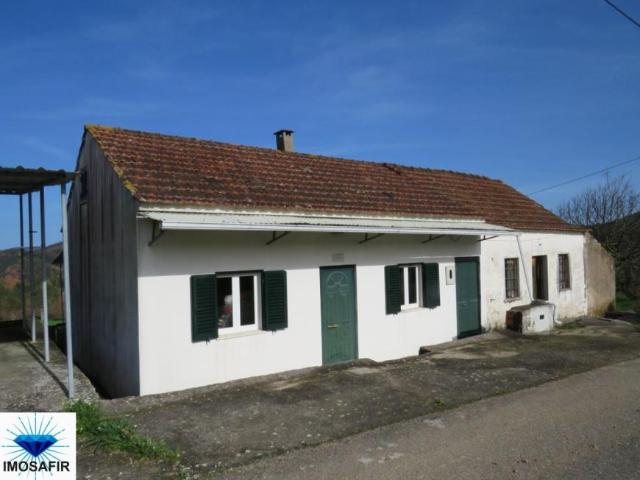 2 quarto, Santarém Ferreira do Zêzere 2240 98918426