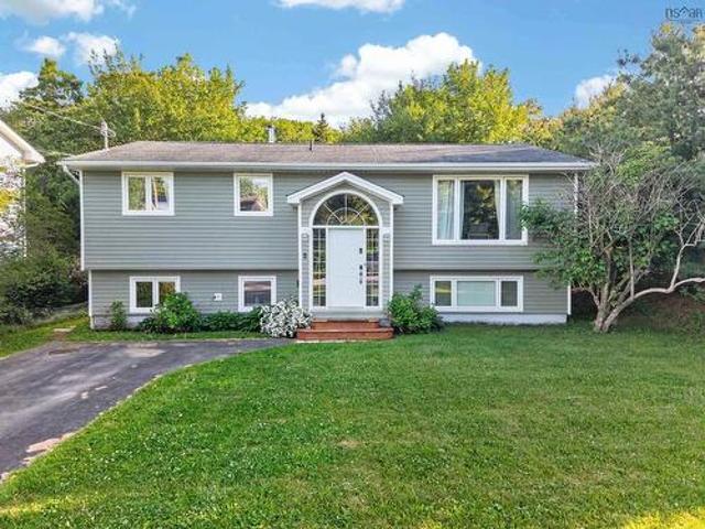 2 Randall Street, Dartmouth, NS, B2Y 4K8 house for sale | Listing ID 202618 | Royal LePage