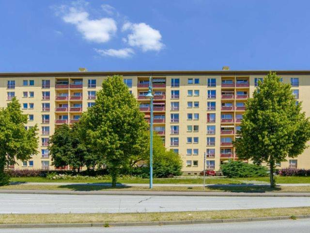 2 Raumwohnung mit Tageslichtbad und Aufzug im WK IV
