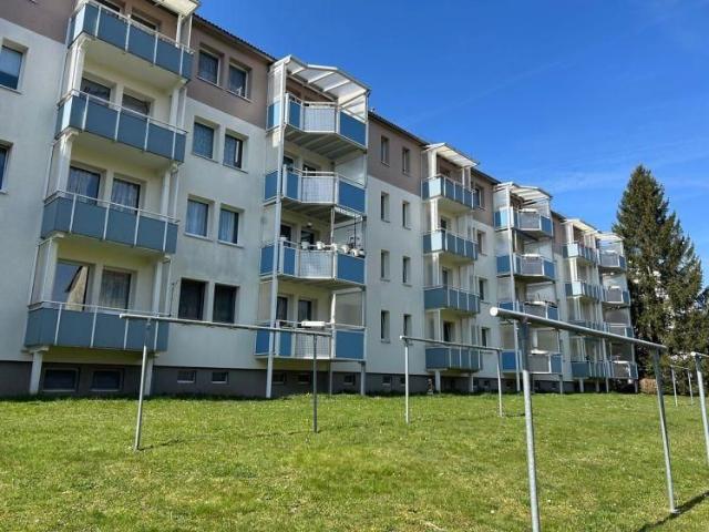 2 Raumwohnung mit Balkon in Schulnähe