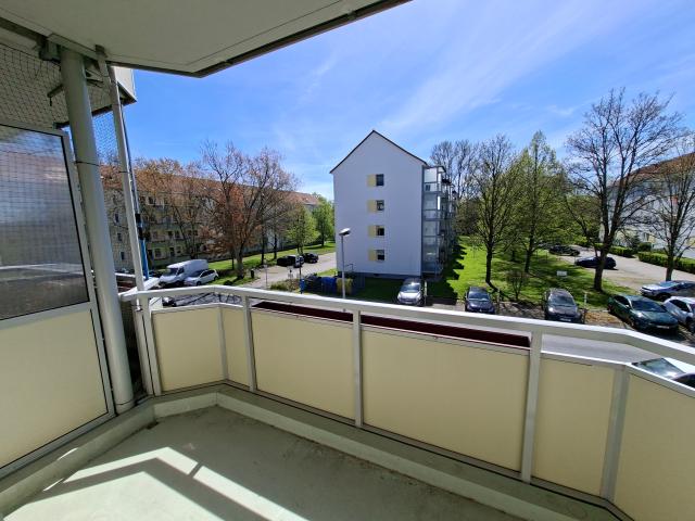 2 Raumwohnung mit Balkon in ruhiger Wohnlage