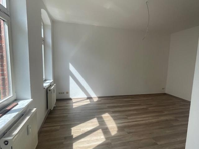 2 Raumwohnung mit Balkon zu vermieten
