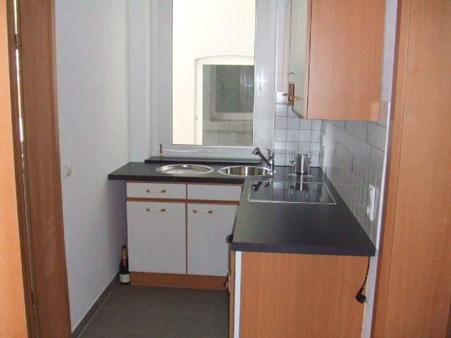 2 Raumwohnung mit Einbauküche in ruhiger Lage