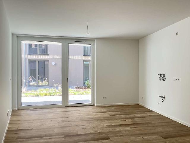 2 Raumwohnung im Erdgeschoss mit schöner Terrasse