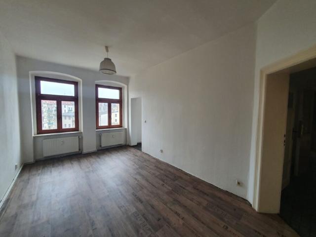 2 Raumwohnung zum kleinen Preis !