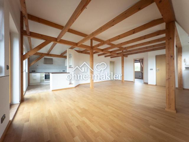 2 Raum Dachgeschosswohnung in Bohnsdorf mit Balkonblick ins Grüne