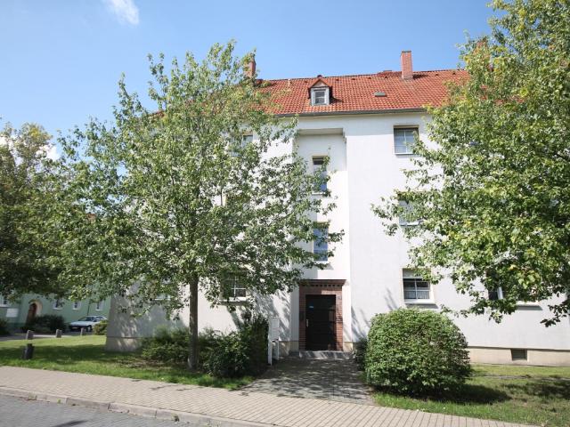 2 Raum Wohnung verfügbar
