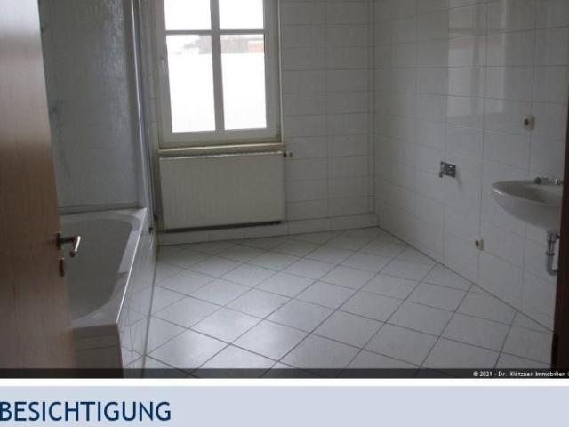 2 Raum Wohnung wartet auf neue Mieter