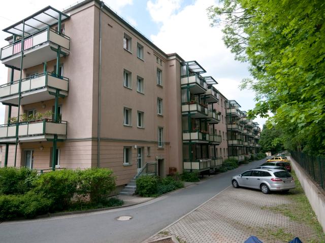 2 Raum Wohnung, zentral und im Grünen Nachmieter gesucht