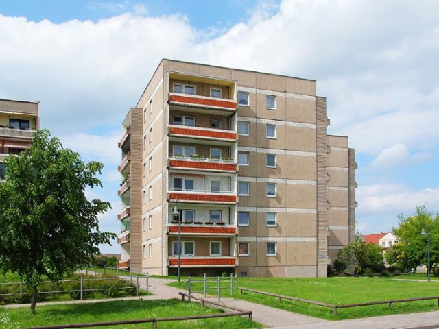 2 Raum Wohnung im Erdgeschoss zu vermieten!