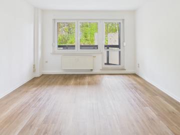 2 Raum Wohnung im Erdgeschoss mit Balkon auf dem Kapellenberg