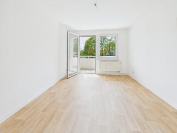 2 Raum Wohnung im Erdgeschoss mit Balkon in Schloßchemnitz
