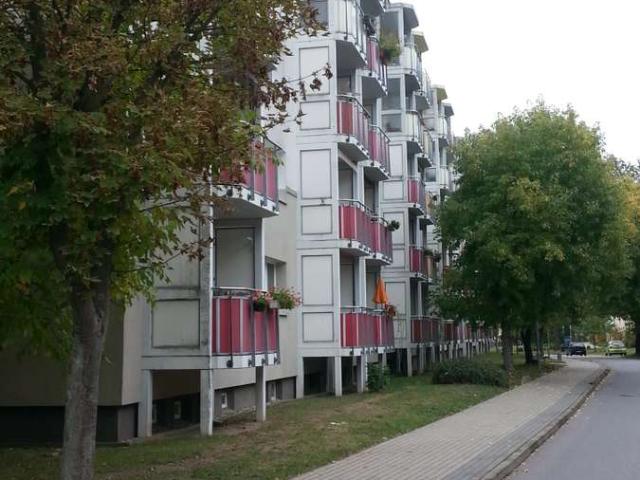 2 Raum Wohnung mit Balkon mit Blick über den Dächern
