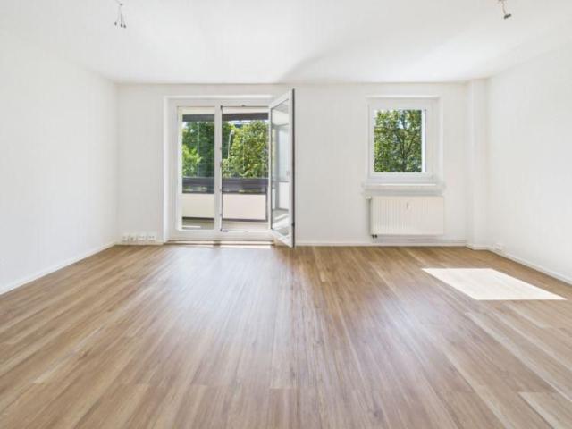 2 Raum Wohnung mit Balkon auf dem Kapellenberg