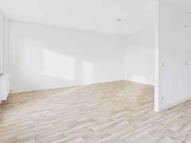 2 Raum Wohnung mit Balkon auf dem südlichen Sonnenberg