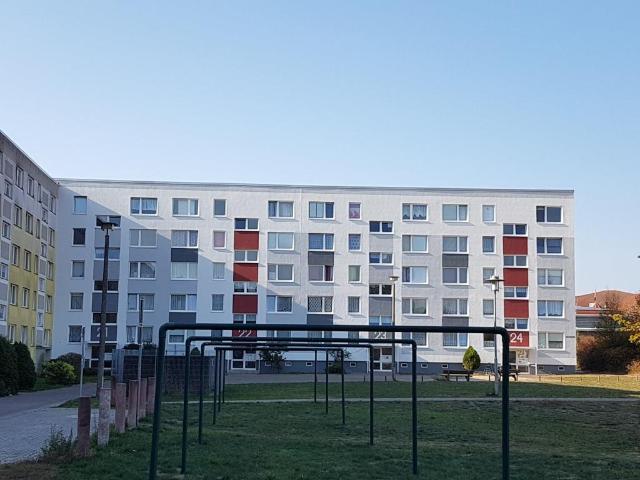 2 Raum Wohnung mit Balkon in der Parchimer Weststadt