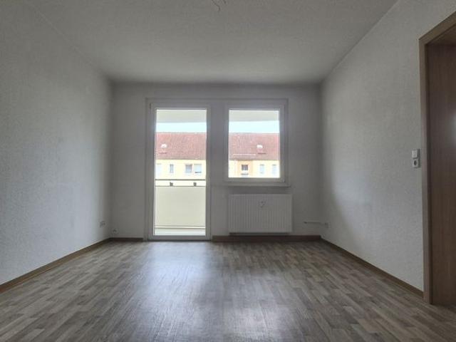 2 Raum Wohnung mit Balkon in schöner Wohnlage