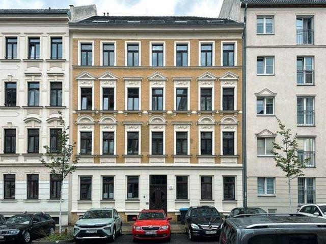 2 raum wohnung mit balkon und ebk in gohlis mitte