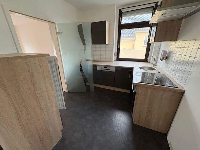 2 Raum Wohnung mit Balkon und Einbauküche in ruhiger Lage