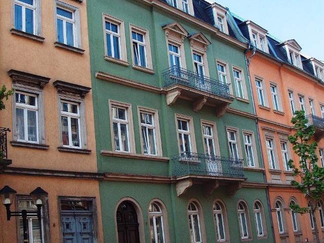 2 Raum Wohnung mit Balkon!