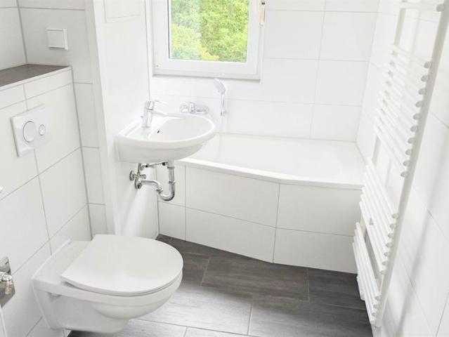 2 Raum Wohnung mit Blick ins Grüne!