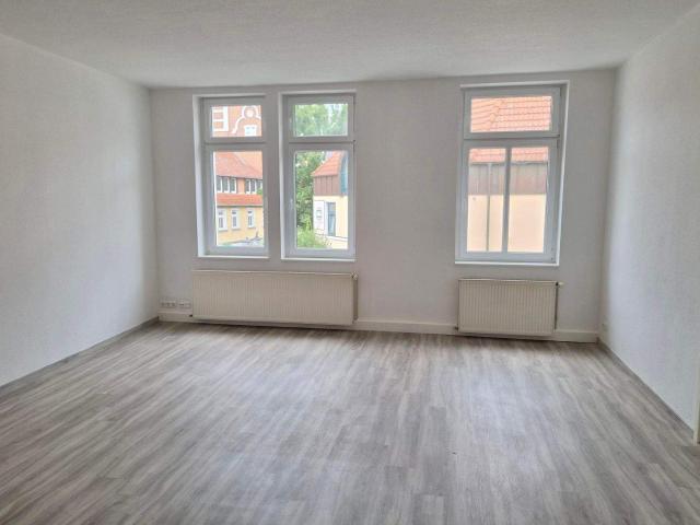 2 Raum Wohnung mit EBK