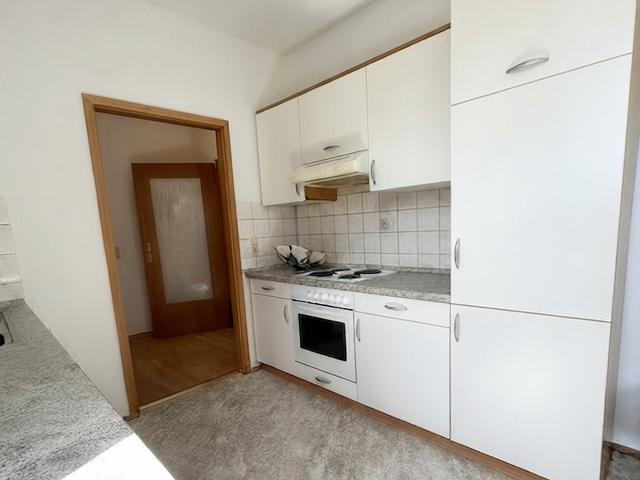 2 Raum Wohnung mit Einbauküche