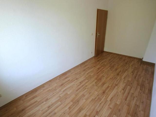 2 Raum Wohnung mit Singleküche & Bad mit Dusche