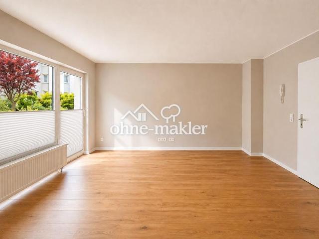 2 Raum Wohnung mit Terrasse, Erstbezug nach Renovierung!