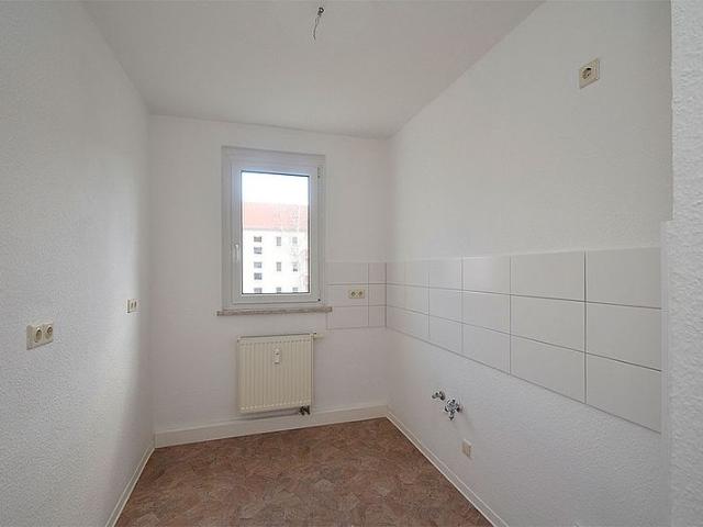 2 Raum Wohnung Moskauer Straße 13