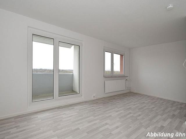 2 Raum Wohnung Schilfstraße 15