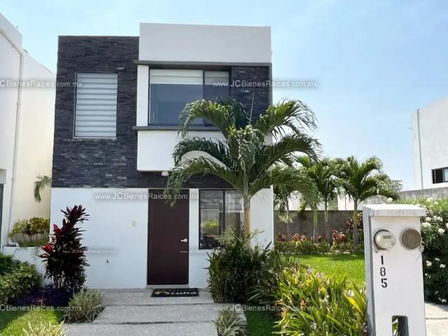 2 Recámaras y Alberca en Fraccionamiento Seguro. Ideal para Inversión o Vivir en Veracruz Puerto