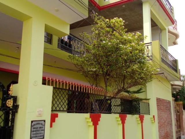 2 RK Independent House in Alambagh for rent Lucknow. The reference number is 9780108