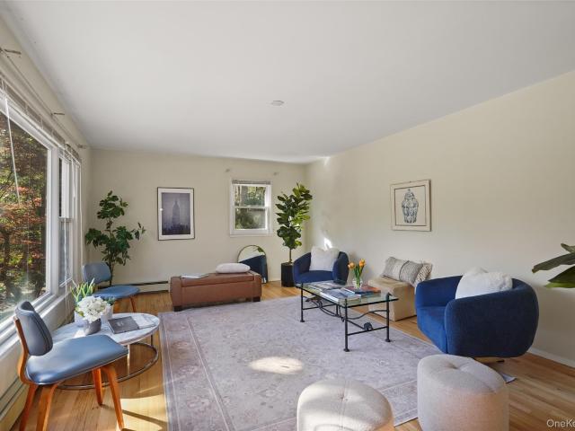 2 Rockledge Road