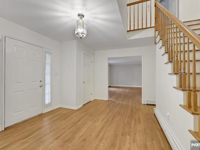 2 Rogers Court