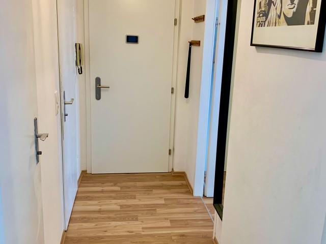 2 room Apt next to General Hospital AKH, Vienna Amsterdam Apartments for Rent