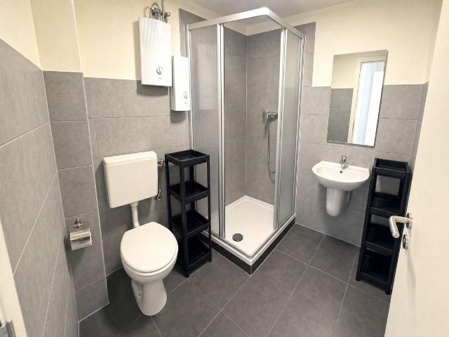 2 Room Apartment at Rheinlanddamm – Ideal for Travellers & Professionals, Dortmund Amsterdam Apartments for Rent