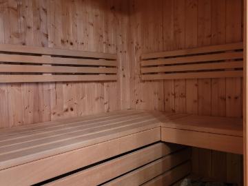 2 room apartment, beautiful with balcony, roof terrace and Sauna, Leipzig Amsterdam Apartments for Rent