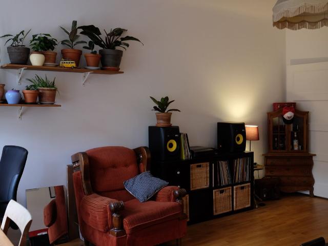 2 room apartment in great Neukölln location, Berlin Amsterdam Apartments for Rent