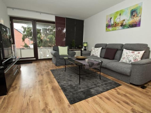 2 room apartment in South Düsseldorf, Dusseldorf Amsterdam Apartments for Rent