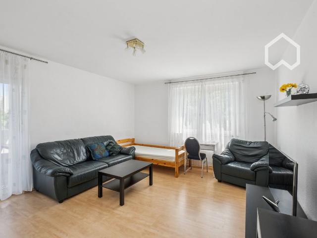 2 Room Apartment with Balcony in a quiet Location, Stuttgart Amsterdam Apartments for Rent