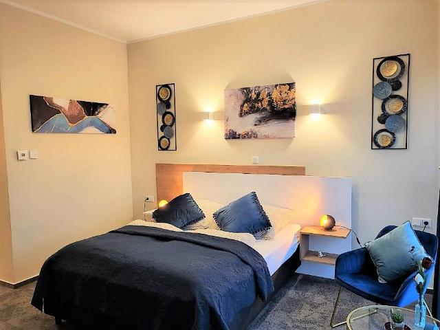 2 Room Apartment