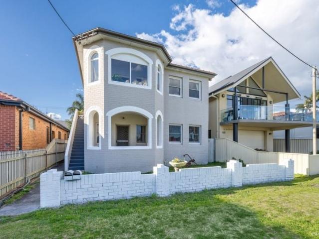 2 room house for rent