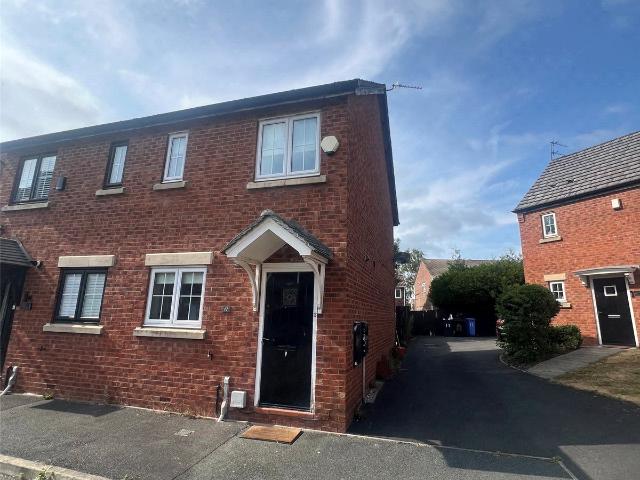 2 room house to let in Clements Way, Kirkby, Merseyside, L33 4BD