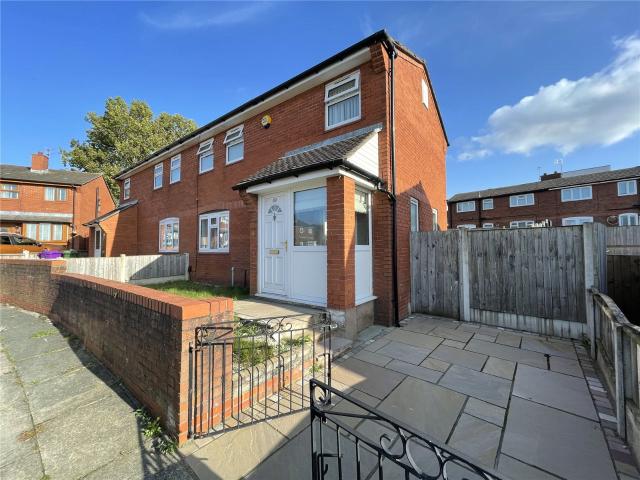 2 room house to let in Fernie Crescent, Liverpool, L8 6UY