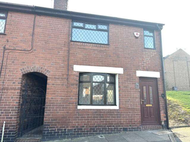 2 room house to let in Perceval Street, Stoke On Trent, ST1