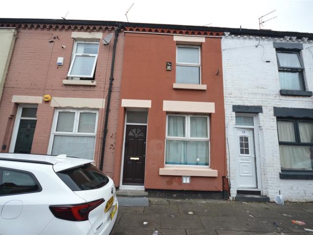 2 room house to let in Wendell Street, Liverpool, L8 0RQ