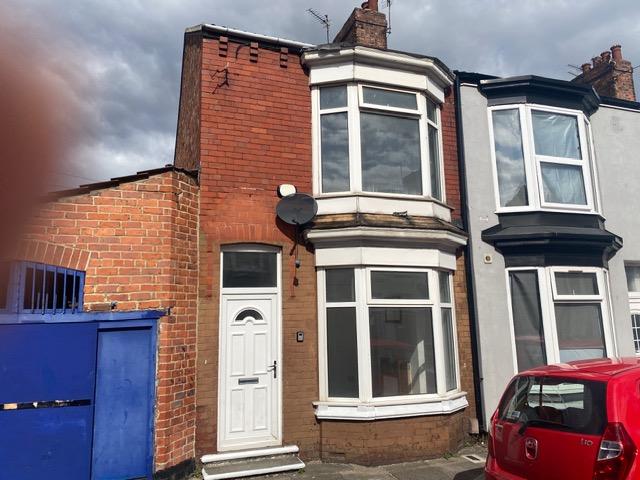 2 room house to let in Wicklow Street, Middlesbrough, TS1