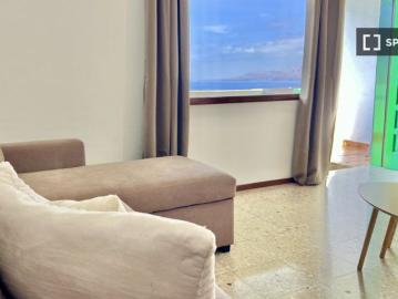2 room luxury Apartment for rent in Tías, Spain